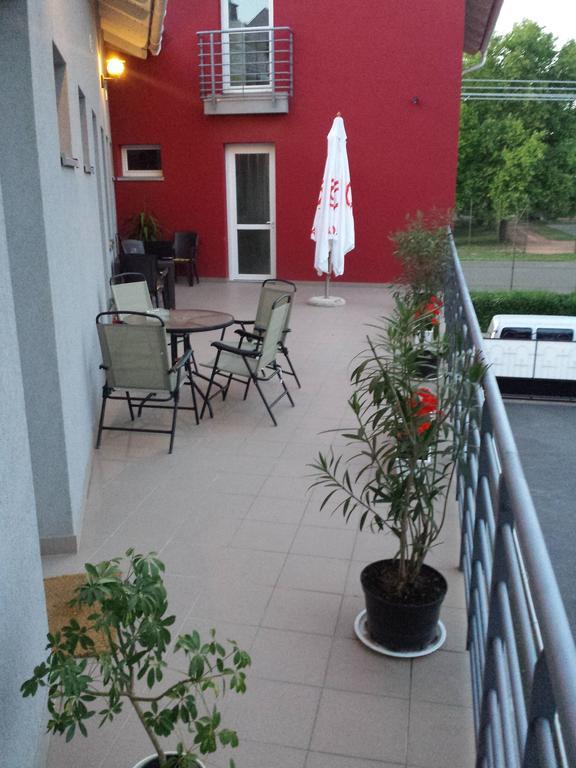 Box Vendeghaz Hotel Nagykáta Exterior foto